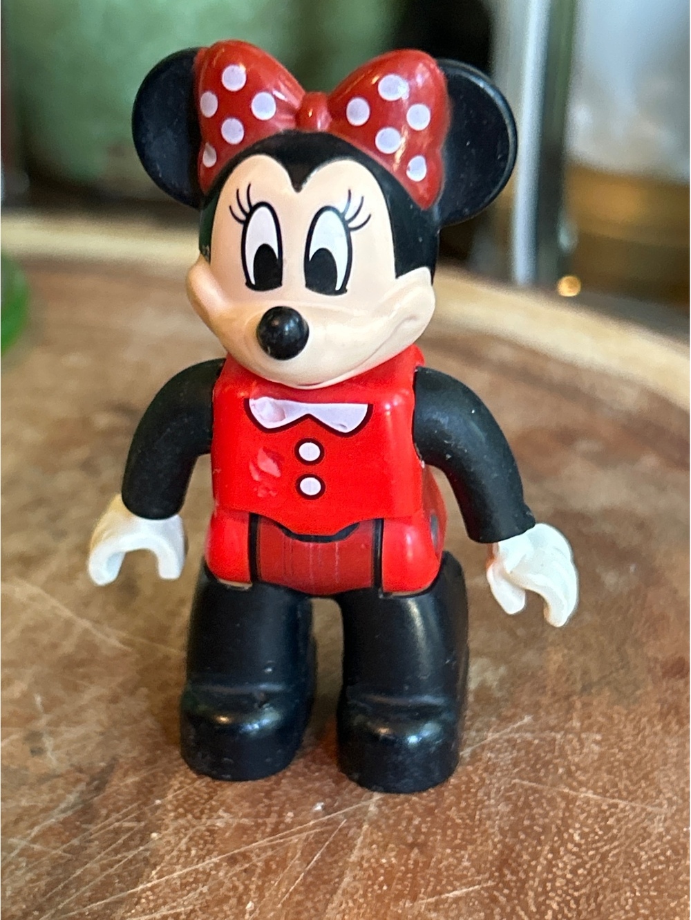 LEGO Disney Minnie Mouse Minifigure Red Dress Bow